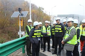 标题:B体育（中国）交高投公司赴太行山高速邢邯段开展综合督导检查<br/>说明:<br/>日期:2025/11/7 20:10:07