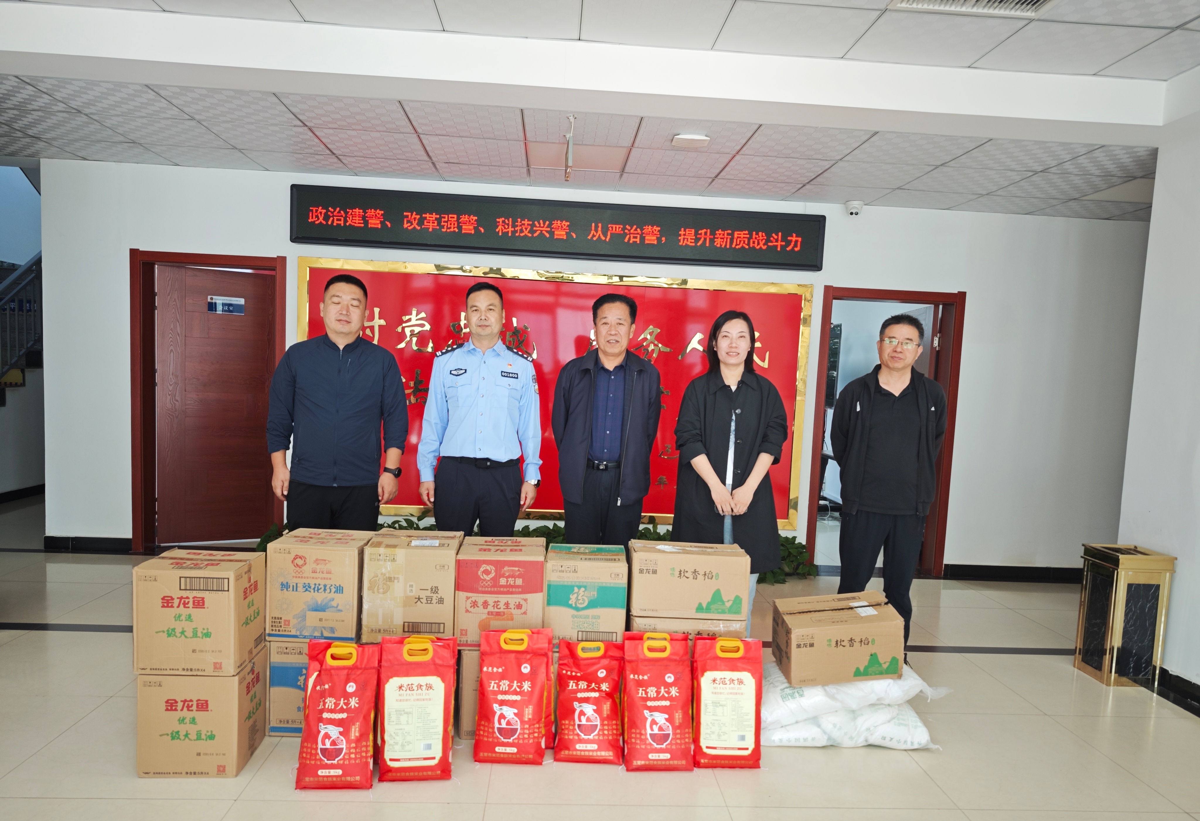 9eef8ac5aea4b0c035c039edfa355f4d.jpg 9eef8ac5aea4b0c035c039edfa355f4d.jpg