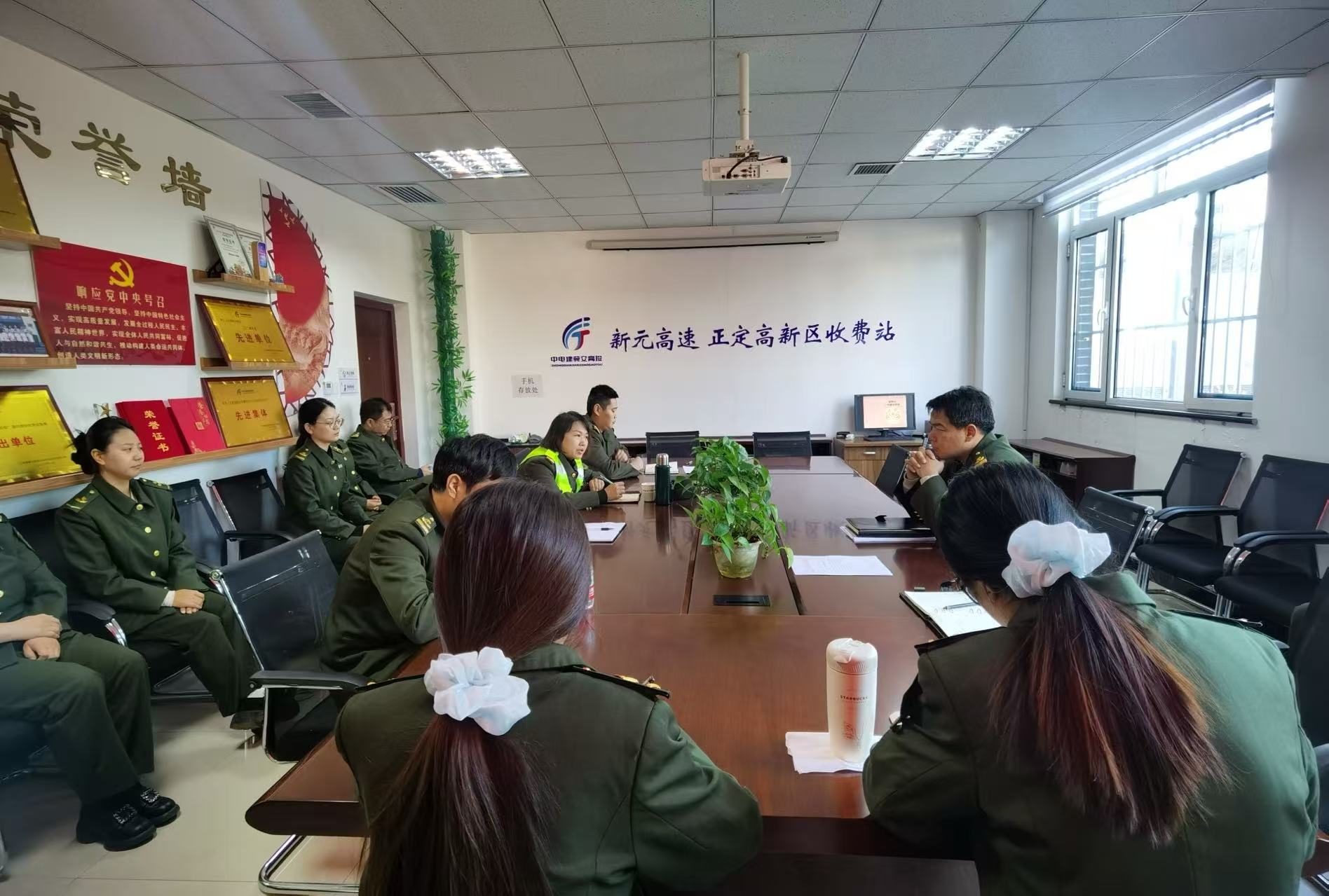 微信图片_20251119110556_12_69.jpg 微信图片_20251119110556_12_69.jpg